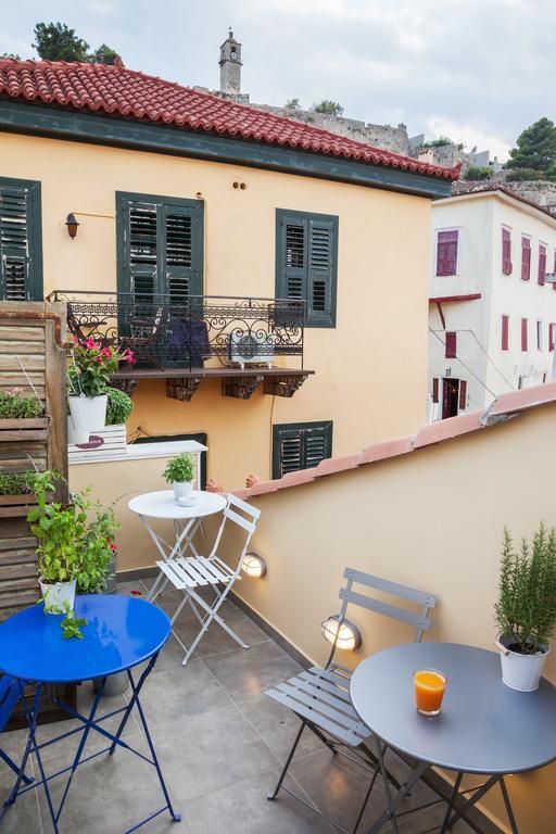 Готель Nafplion 1841 Екстер'єр фото